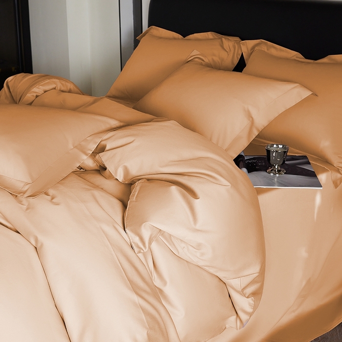 91家纺网 家纺一手货源 找家纺 秀色家纺 2025新款50支贡缎A类轻奢纯色长绒棉四件套全棉纯棉被套高级感床单三件套-雅克 雅克-南瓜橘
