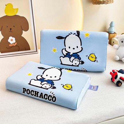 91家纺网 家纺一手货源 找家纺 花满路 2024新款亲肤舒适三丽鸥枕头 帕恰狗44*27*6cm