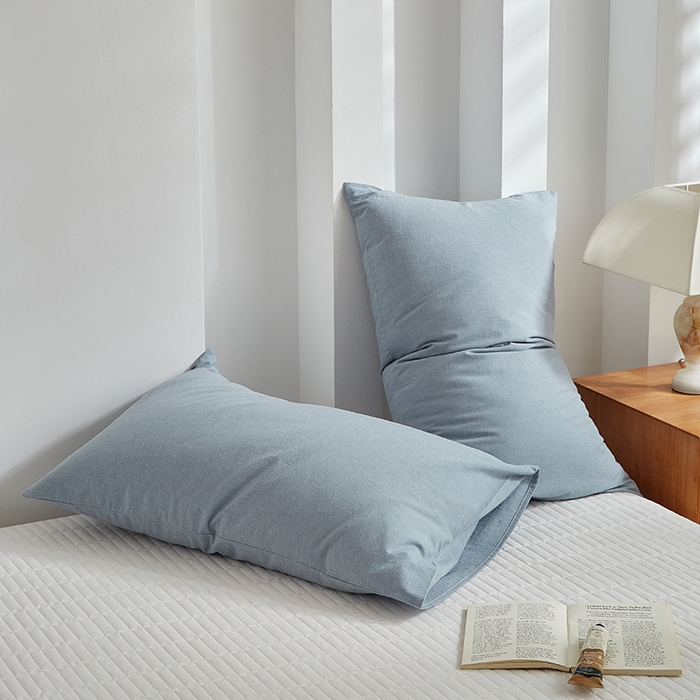 91家纺网 家纺一手货源 找家纺 呦呦南宋 纯棉简约款枕套 母婴级A类全棉色织水洗棉无印风单品一对装全棉枕头套 蓝色（简约款）