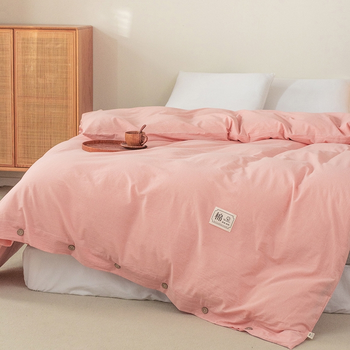 91家纺网 家纺一手货源 找家纺 呦呦南宋 纽扣款单被套A类纯棉  母婴级色织水洗棉 单件纯色被罩 无印风全棉单品被套 粉色
