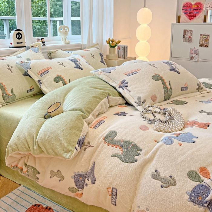 91家纺网 家纺一手货源 找家纺 韩巢家纺 2024新款加厚雪花绒牛奶绒珊瑚绒四件套-新品（提供卖家秀） 恐龙宝贝（绿）