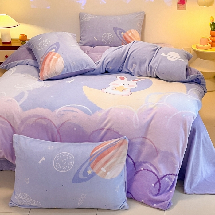 91家纺网 家纺一手货源 找家纺 新方向 2025新款全消光A类儿童牛奶绒四件套-萌萌兔 萌萌兔-紫