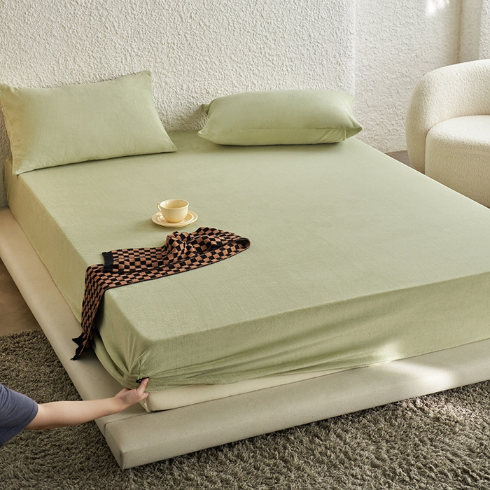 91家纺网 家纺一手货源 找家纺 千朵森 2024新款A类纯色牛奶绒单床笠-芙妮系列-风格一 芙妮-莺茶绿