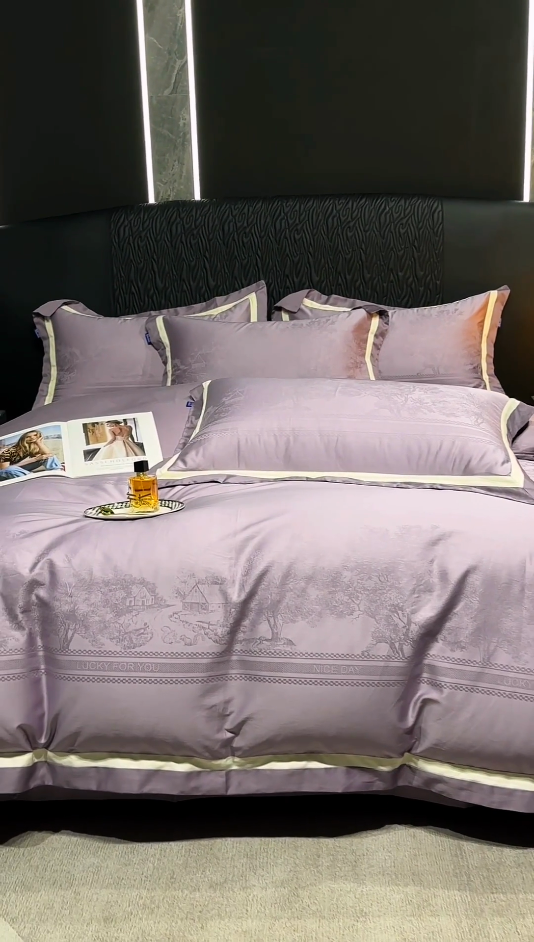 91家纺网 家纺一手货源 找家纺 雲归梦 2024新款轻奢双拼角全棉提花四件套 卡格洛-紫色