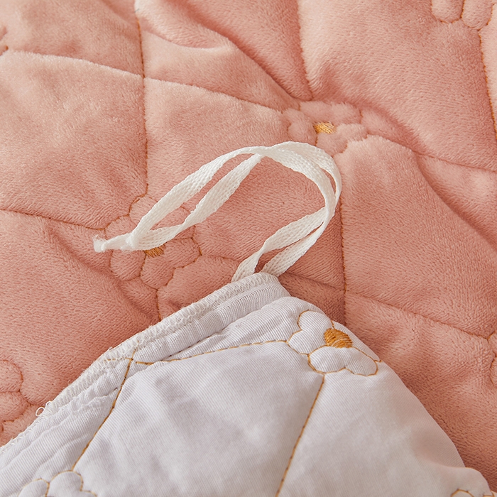 91家纺网 家纺一手货源 找家纺 罗艺轩 2024新款加厚宝宝绒夹棉床裙三件套-梦幻星辰 美人玉