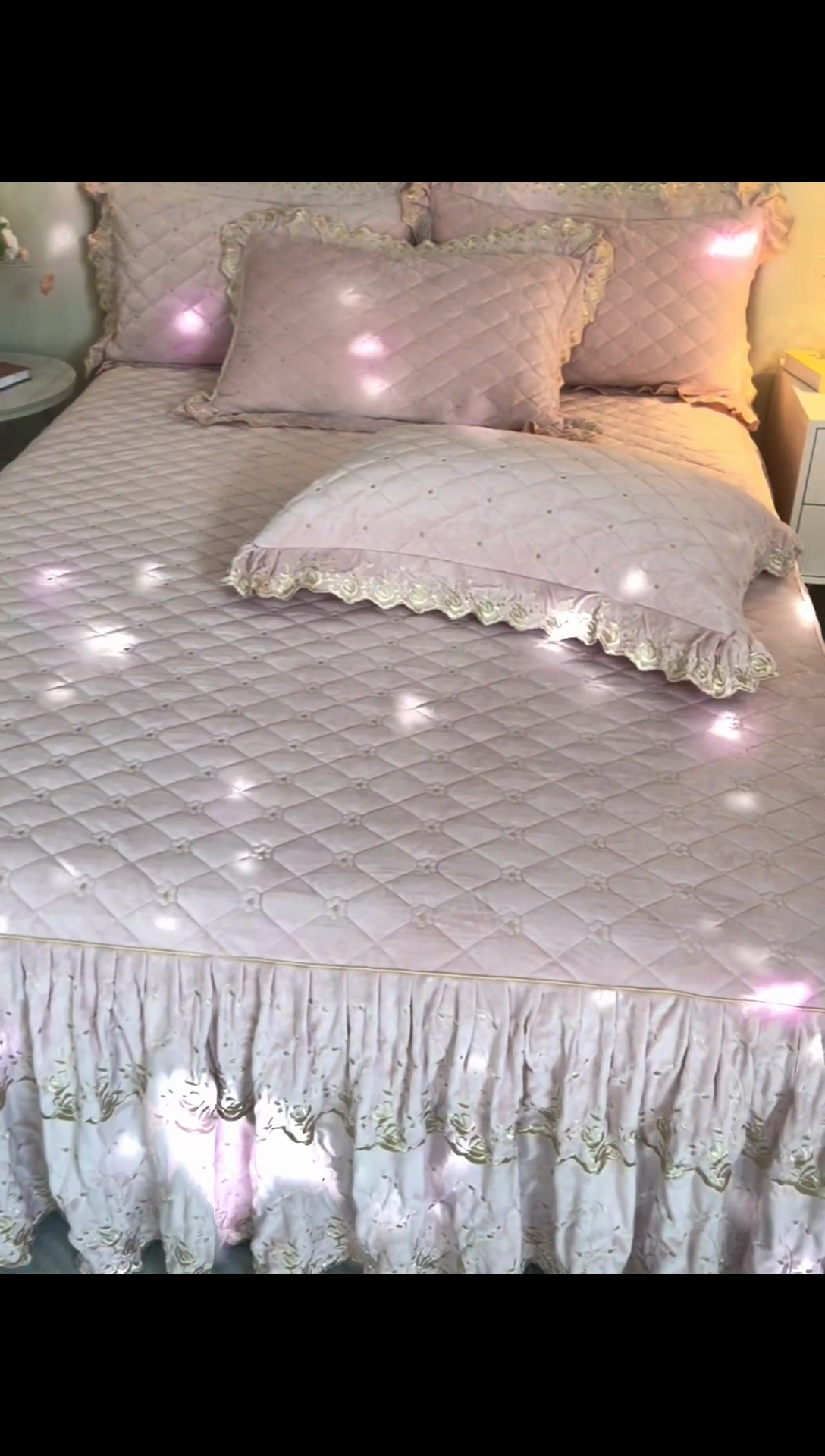 91家纺网 家纺一手货源 找家纺 罗艺轩 2024新款加厚宝宝绒夹棉床裙三件套-梦幻星辰 美人玉