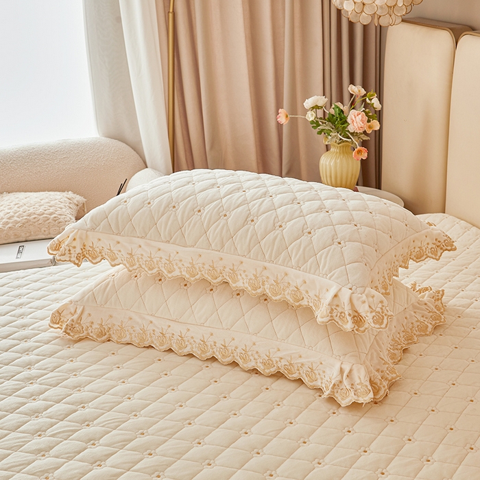 91家纺网 家纺一手货源 找家纺 罗艺轩 2024新款加厚宝宝绒夹棉床裙四件套-梦幻星辰 奶昔