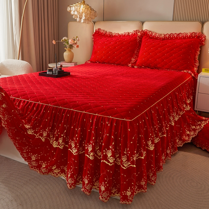 91家纺网 家纺一手货源 找家纺 罗艺轩 2024新款加厚宝宝绒夹棉床裙三件套-梦幻星辰 喜庆红