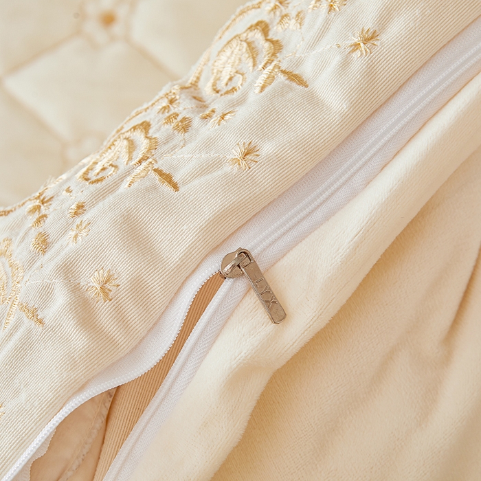 91家纺网 家纺一手货源 找家纺 罗艺轩 2024新款加厚宝宝绒夹棉床裙三件套-梦幻星辰 奶昔