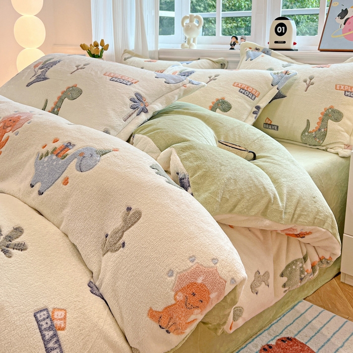 91家纺网 家纺一手货源 找家纺 韩巢家纺 2024新款加厚雪花绒牛奶绒珊瑚绒四件套-新品（提供卖家秀） 恐龙宝贝（绿）