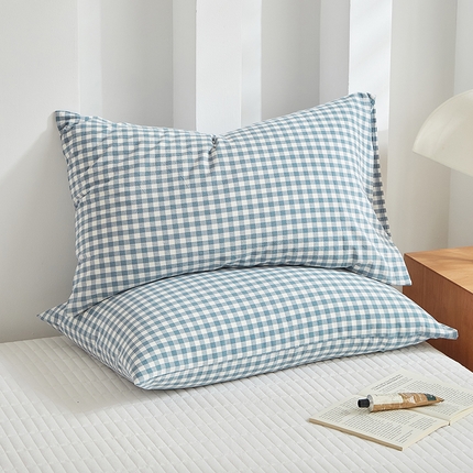 91家纺网 家纺一手货源 找家纺 呦呦南宋 纯棉简约款枕套 母婴级A类全棉色织水洗棉无印风单品一对装全棉枕头套 蓝小格（简约款）