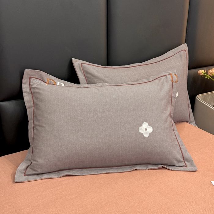 91家纺网 家纺一手货源 找家纺 优品阁 2024新款全棉磨毛四件套单品系列-单枕套迪诺之旅-灰