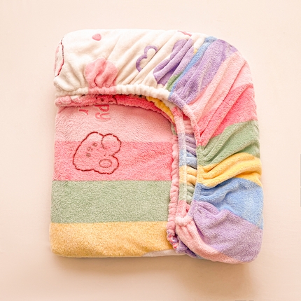 韩巢家纺 2024新款加厚雪花绒卡通印花保暖牛奶绒珊瑚绒床笠三件套 七彩