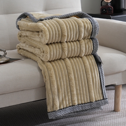 巴木赫 2024新款子母抽条兔毛绒绒毯毯子 浅驼