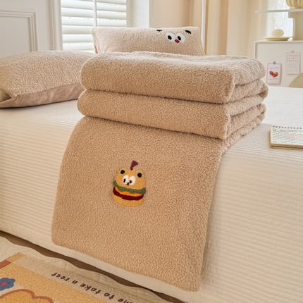 91家纺网 家纺一手货源 找家纺 沐辰 2024新款小元素绣花米粒绒牛奶绒毛毯 汉堡包-咖色