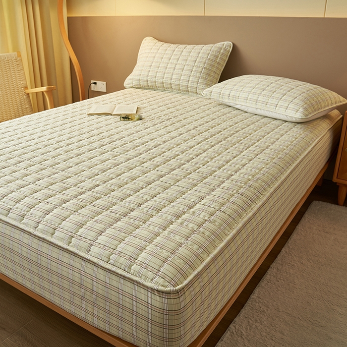 91家纺网 家纺一手货源 找家纺 小萌虎 2024新款无印风色织水洗棉夹棉床笠 绿小格