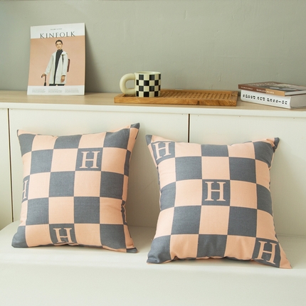 91家纺网 家纺一手货源 找家纺 （总）老粗布抱枕套 拉链可拆洗靠枕套 加厚沙发靠垫大号方抱枕套