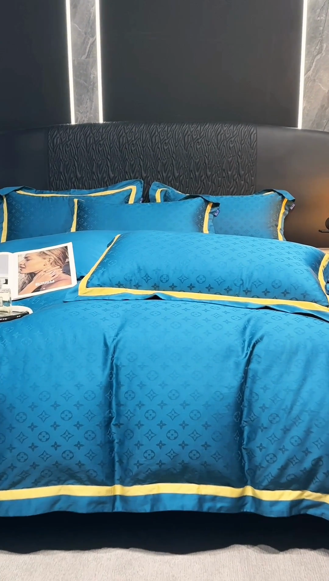 91家纺网 家纺一手货源 找家纺 雲归梦 2024新款轻奢双拼角全棉提花四件套 遇见经典-孔雀蓝