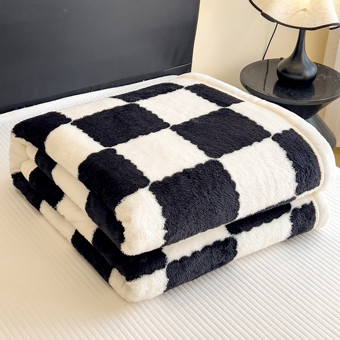 91家纺网 家纺一手货源 找家纺 慕木家纺 2025秋冬新款A类北极绒棋盘格双面毛毯 棋盘格双面绒毯-黑白