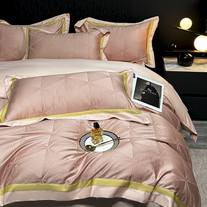 91家纺网 家纺一手货源 找家纺 雲归梦 2024新款轻奢双拼角全棉提花四件套 格拉斯-粉玉