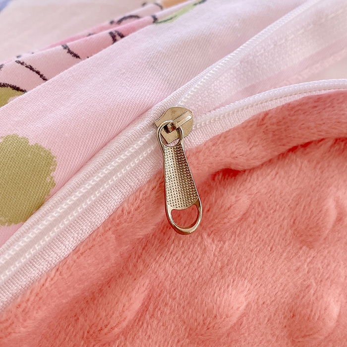 91家纺网 家纺一手货源 找家纺 金鑫汇家纺 2024新款棉加豆豆绒系列四件套 喵喵日记