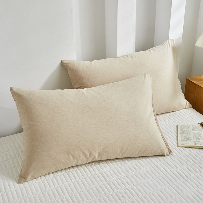 91家纺网 家纺一手货源 找家纺 呦呦南宋 纯棉简约款枕套 母婴级A类全棉色织水洗棉无印风单品一对装全棉枕头套 咖色（简约款）