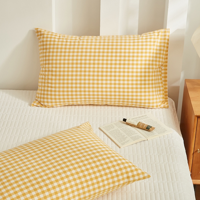 91家纺网 家纺一手货源 找家纺 呦呦南宋 纯棉简约款枕套 母婴级A类全棉色织水洗棉无印风单品一对装全棉枕头套 黄小格（简约款）