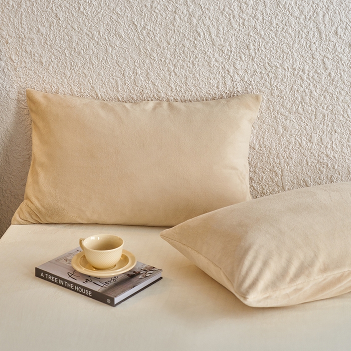 91家纺网 家纺一手货源 找家纺 千朵森 2024新款A类纯色牛奶绒单枕套-芙妮系列 芙妮-奶芋黄