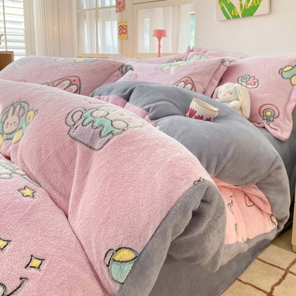 91家纺网 家纺一手货源 找家纺 （总）花伞 2024新款直播立体印花雪花绒卡通加厚保暖四件套