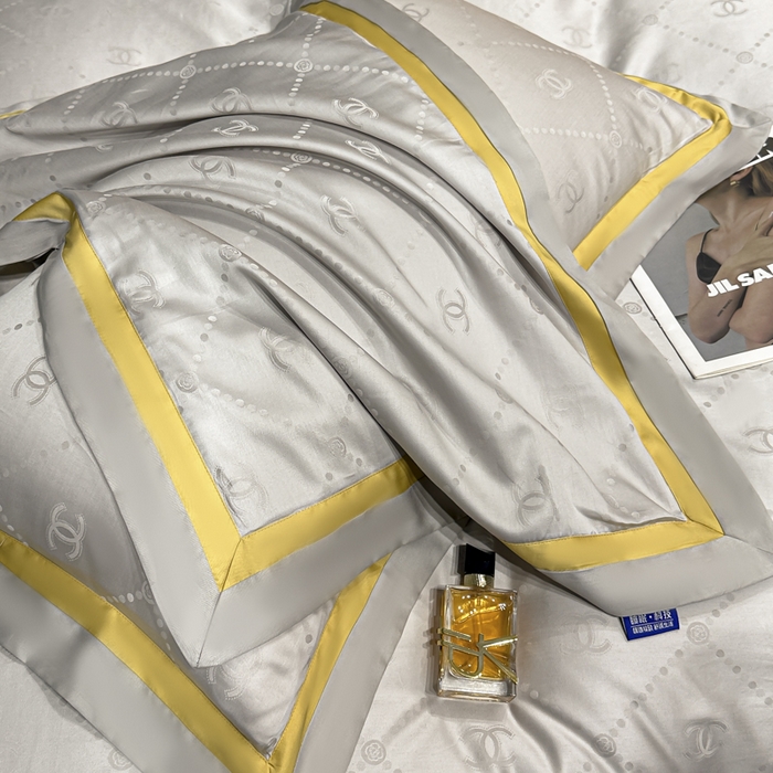 91家纺网 家纺一手货源 找家纺 雲归梦 2024新款轻奢双拼角全棉提花四件套 大牌恋曲-高级灰