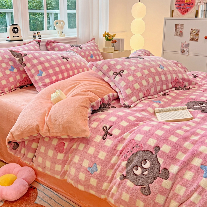 91家纺网 家纺一手货源 找家纺 韩巢家纺 2024新款加厚雪花绒牛奶绒珊瑚绒四件套-新品（提供卖家秀） 煤小球（粉）