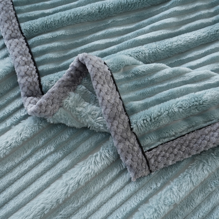 91家纺网 家纺一手货源 找家纺 巴木赫 2024新款子母抽条兔毛绒绒毯毯子 宾利蓝