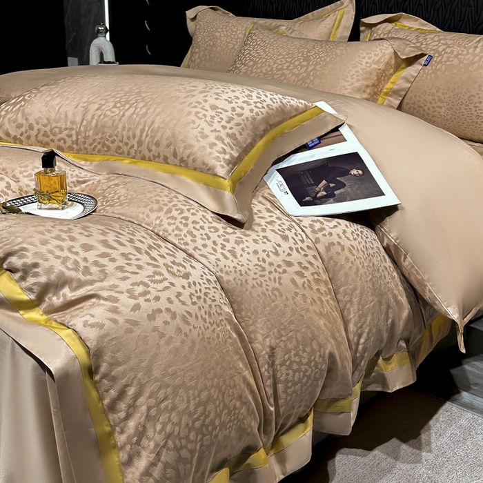 91家纺网 家纺一手货源 找家纺 雲归梦 2024新款轻奢双拼角全棉提花四件套 豹纹-香槟金