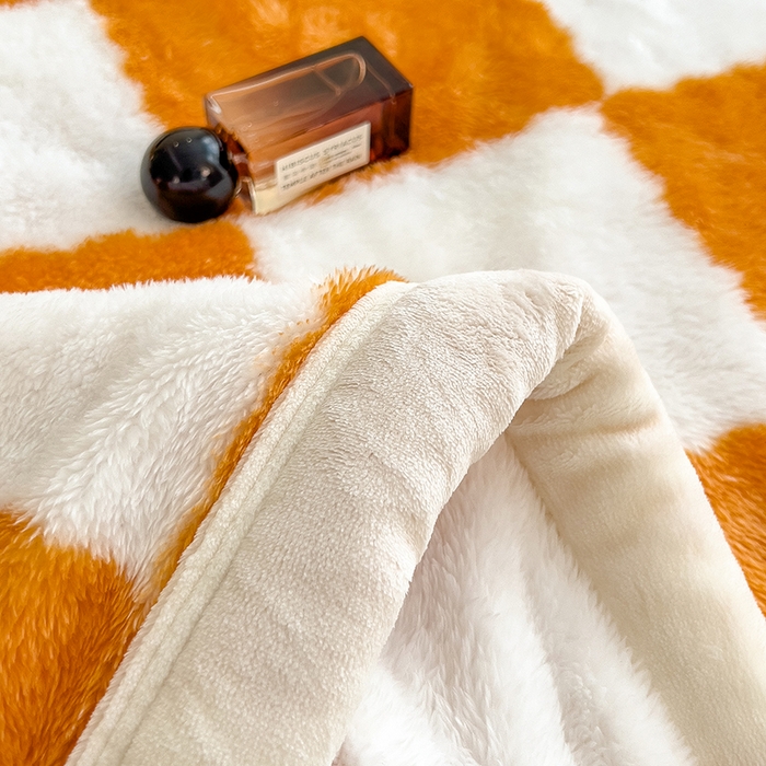 91家纺网 家纺一手货源 找家纺 慕木家纺 2025秋冬新款A类北极绒棋盘格双面毛毯 棋盘格双面绒毯-橘黄