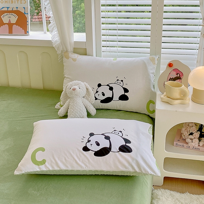 91家纺网 家纺一手货源 找家纺 金鑫汇家纺 2024新款棉加豆豆绒系列四件套 可爱熊猫