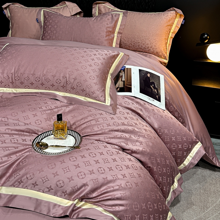 91家纺网 家纺一手货源 找家纺 雲归梦 2024新款轻奢双拼角全棉提花四件套 遇见经典-梅子粉