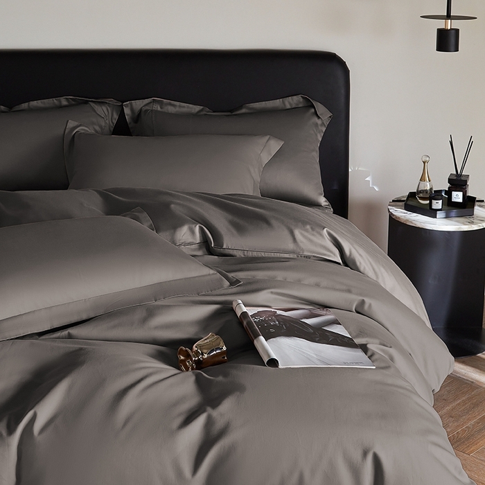 91家纺网 家纺一手货源 找家纺 秀色家纺 2025新款50支贡缎A类轻奢纯色长绒棉四件套全棉纯棉被套高级感床单三件套-雅克 雅克-帝王灰