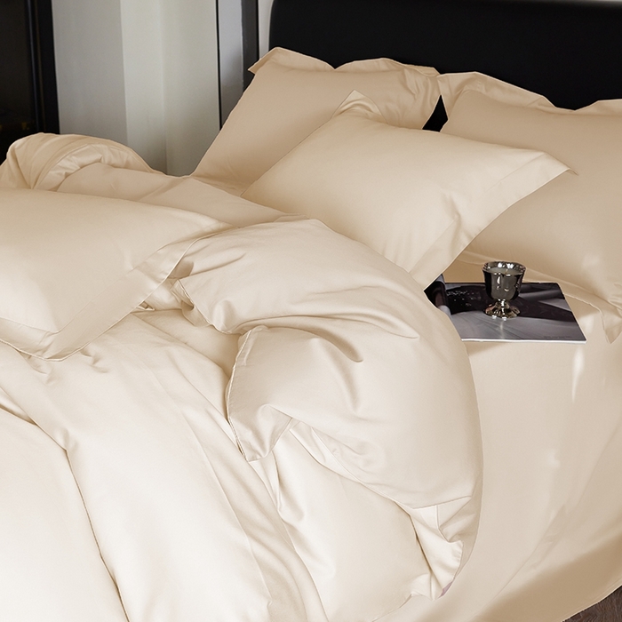 91家纺网 家纺一手货源 找家纺 秀色家纺 2025新款50支贡缎A类轻奢纯色长绒棉四件套全棉纯棉被套高级感床单三件套-雅克 雅克-奶昔白