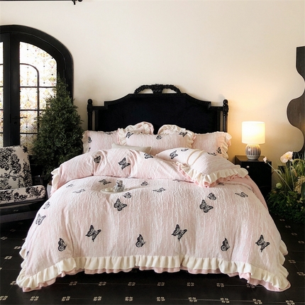 馨蕊家居 2024秋冬轻奢煦暖绒高精密刺绣绒梦幻系列四件套 蝶梦-蔷薇粉