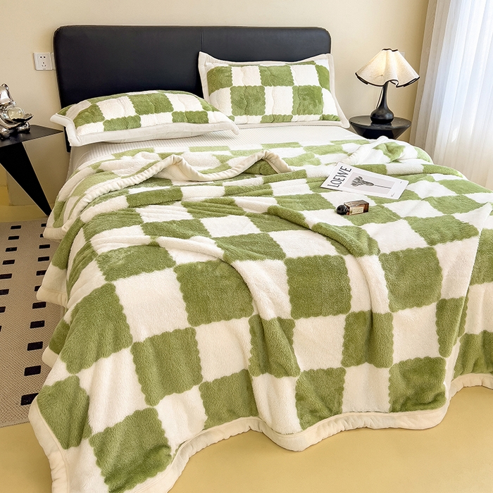 91家纺网 家纺一手货源 找家纺 慕木家纺 2025秋冬新款A类北极绒棋盘格双面毛毯 棋盘格双面绒毯-抹茶绿