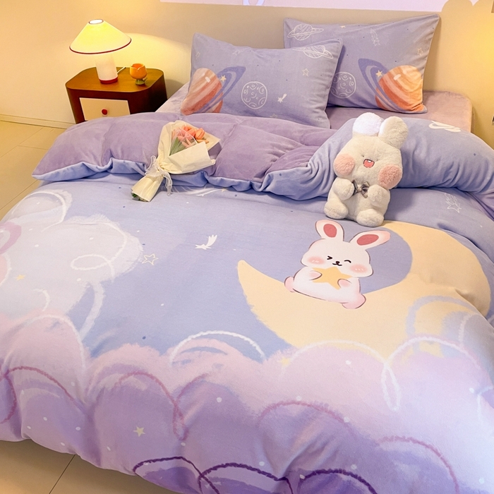 91家纺网 家纺一手货源 找家纺 新方向 2025新款全消光A类儿童牛奶绒四件套-萌萌兔 萌萌兔-紫