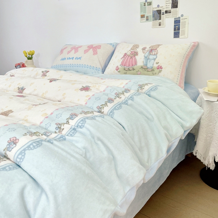 91家纺网 家纺一手货源 找家纺 浩诚 2024新款ins风牛奶绒印花四件套 爱丽丝