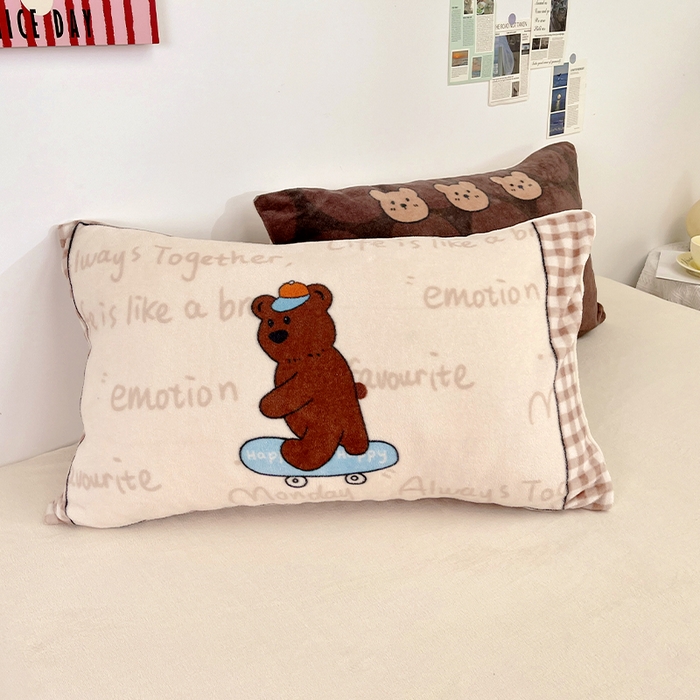 91家纺网 家纺一手货源 找家纺 浩诚 2024新款ins风牛奶绒印花四件套 滑板小熊