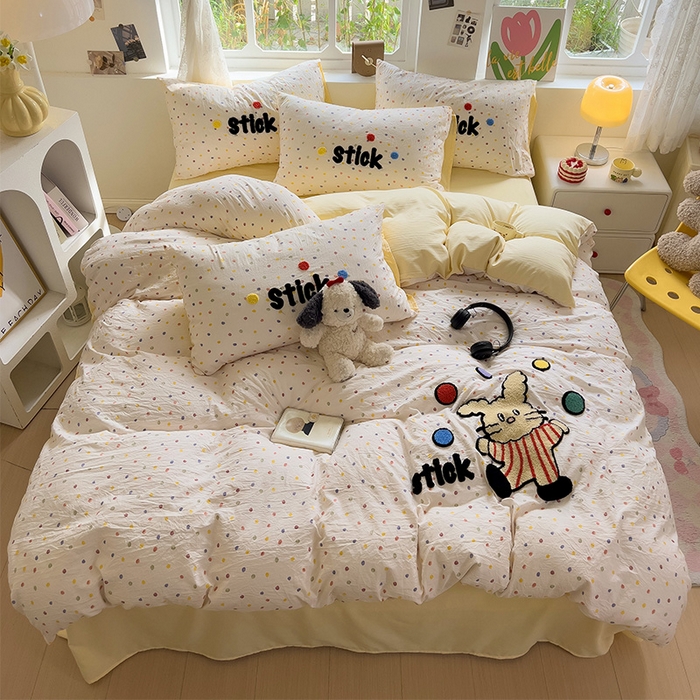 91家纺网 家纺一手货源 找家纺 眠帛家居 2024新款加厚磨毛水洗棉毛巾绣加印大版卡通四件套 兔兔