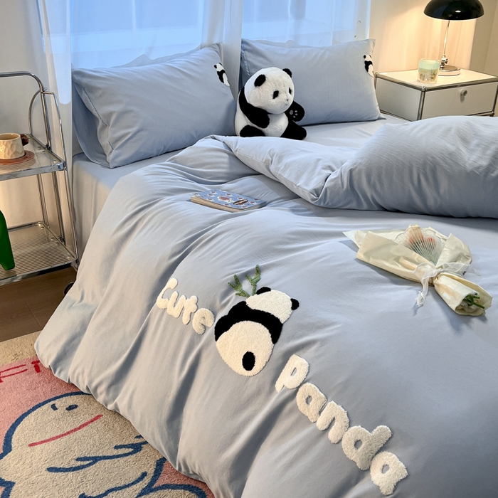 91家纺网 家纺一手货源 找家纺 葡萄家 2024新款超柔水洗棉毛巾绣四件套熊猫天空蓝