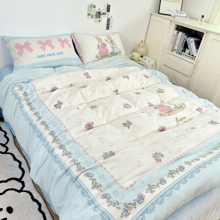 91家纺网 家纺一手货源 找家纺 浩诚 2024新款ins风牛奶绒印花四件套 爱丽丝