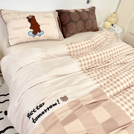 浩诚 2024新款ins风牛奶绒印花四件套 滑板小熊