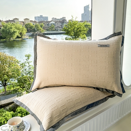 91家纺网 家纺一手货源 找家纺 总【呦呦南宋】2025 纯棉A类针织拉链款银标枕套48✖74cm撞色设计感立体花纹四季通用一对装重磅全棉单品枕头套