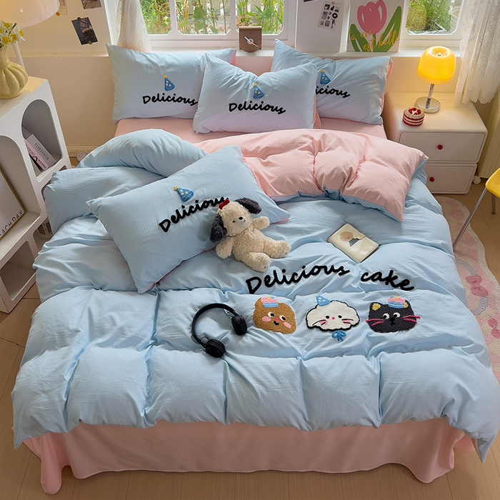 91家纺网 家纺一手货源 找家纺 眠帛家居 2024新款加厚磨毛水洗棉毛巾绣加印大版卡通四件套 花花