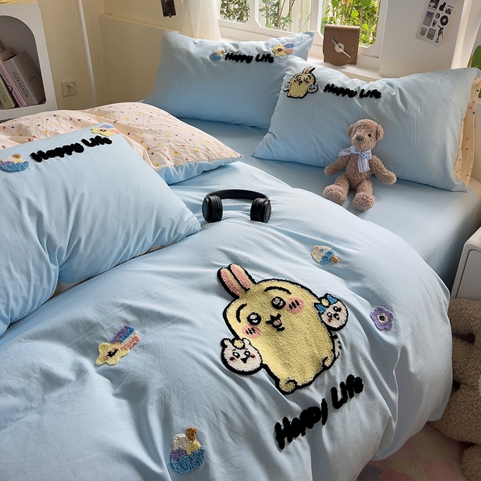 91家纺网 家纺一手货源 找家纺 眠帛家居 2024新款加厚磨毛水洗棉毛巾绣加印大版卡通四件套 卡哇伊
